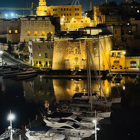Marina View 34 * Birgu